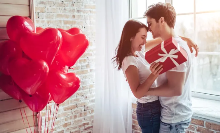 Sot ‘Dita e të dashuruarve’/ Historia e Shën Valentinit dhe kuptimi i festës së dashurisë