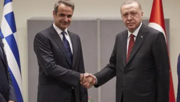 Sot përballja me Erdogan, Mitsotakis shkon me 10 ministra