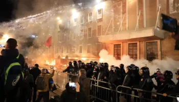 SOT PROTESTA E OPOZITES, BLLOKOHEN RRUGET