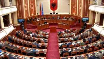 Sot seancë parlamentare, çfarë pritet të ndodhë