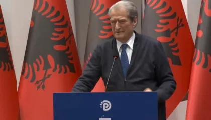 Sot vendimi për Ballukun/ Berisha paralajmëron ndërhyrje politike në Gjykatën Kushtetuese:Rama urdhëroi që vendimi të..