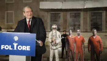 “Sovrani do t’ju kapë prej zverku”, Berisha paralajmëron Ramën dhe Ballukun: Koha juaj ka mbaruar, do shkoni..