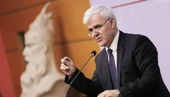 SPAK “i mbylli derën” Komisionit, Xhafaj i përgjigjet Brahos: Kemi të drejtë kontrolli!