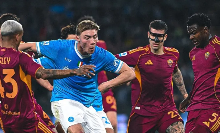 Spektakël mes Napolit dhe Romës, por pa fitues. Rrahmani shkakton penallti dhe lëndohet sërish (video)