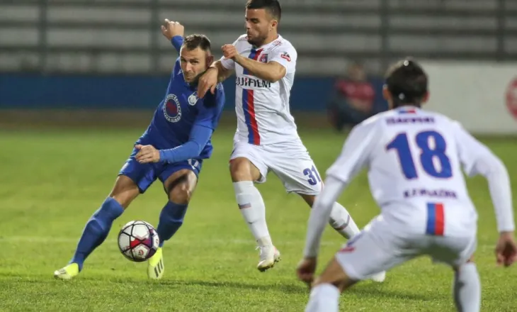 Starti i duelit/ Ndeshja mes Teutës dhe Vllaznisë mbyllet me sherr dhe festë