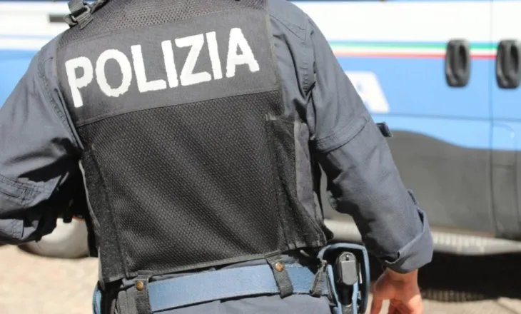 Studentja britanike bie pre e përdhunimit në Romë, si e shpëtoi rastësisht shoferi i taksisë