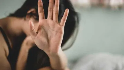 Studimi zvicerian: Fëmijëve ushtrojnë shumë dhunë ndaj prindërve