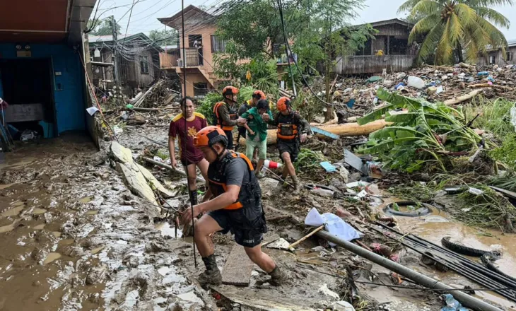 Stuhia tropikale lë pas katër të vdekur dhe mijëra të zhvendosur në Filipine, mbi 5 mijë persona transferohen në strehimore