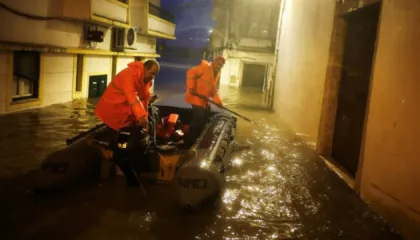 Stuhitë dhe përmbytjet masive në Portugali, shkon në 16 numri i viktimave nga moti i keq,