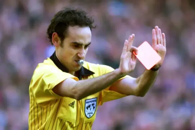 Sulm frontal i Iturralde ndaj Laporta: Të kërkojë falje, sepse pagoi të pafytyrin Enríquez Negreira