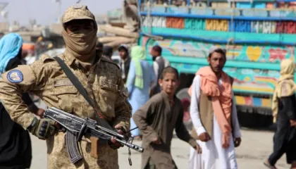 Sulm me bombë jashtë një stacioni policie në Pakistan, 2 të vrarë dhe 17 të plagosur