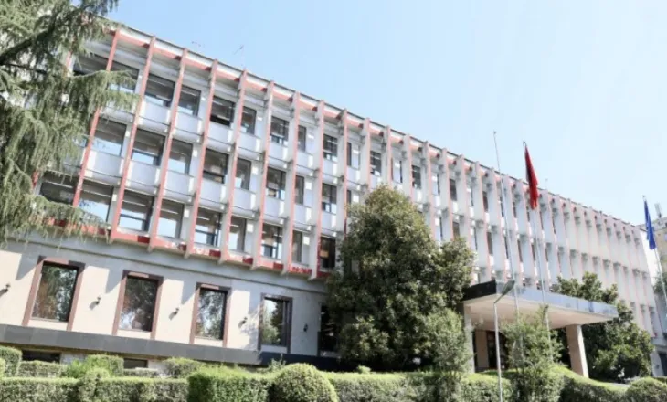 Sulmet kundër Iranit, ministria e Jashtme thirrje shtetasve shqiptarë në Izrael: Tregoni kujdes dhe respektoni udhëzimet e autoriteteve