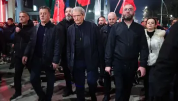 Sulmi ndaj vilës së Hoxhës, Berisha: Agjentë të infiltruar thanë se aty banon Rama