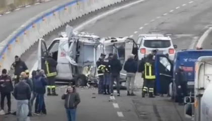 Sulmohet makina me para në Itali, grabitësit bllokojnë autostradën dhe hapin zjarr ndaj karabinierëve