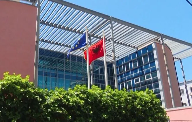 Sulmuan me armë zjarri policët e kufirit në Morinë në 2023, GJKKO “godet” grupin e rrezikshëm! Burg për 7 persona