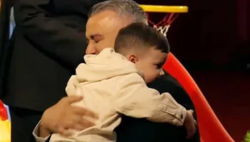 Surprizë emocionuese në BBVA/ Rogerti përlotet nga takimi me bashkëshorten dhe djalin