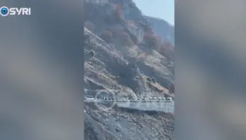 SYRI TV/ Baks-Rrjoll, banorët sërish në protestë, bllokojnë mjetet dhe punëtorët – Mbi 20 protestues shoqërohen nga policia