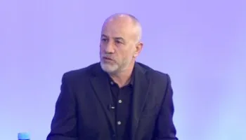 “Takimi i të treve nuk e di nëse mund të jetë rruga…”/ Analisti: Ngriti stekën te çështja e Kosovës për protagonizëm