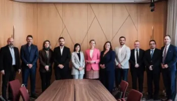 Takimi i VanHorn me Dhomën Amerikane të Tregtisë në Shqipëri, Ambasada Amerikane në Tiranë: Një urë e rëndësishme për investitorët