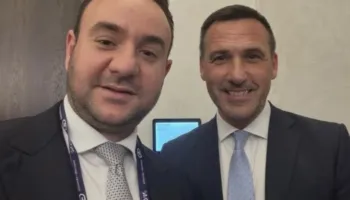 Takimi në Mynih/ Balliu denoncon skandalin e AKSHI-t dhe Ergys Agasin tek drejtori i FBI-së për sigurinë kibernetike