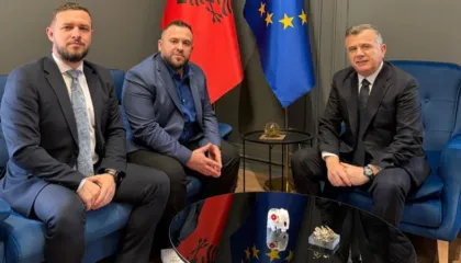 Taulant Balla pret në Kuvend sipërmarrësin shqiptar nga Amerika