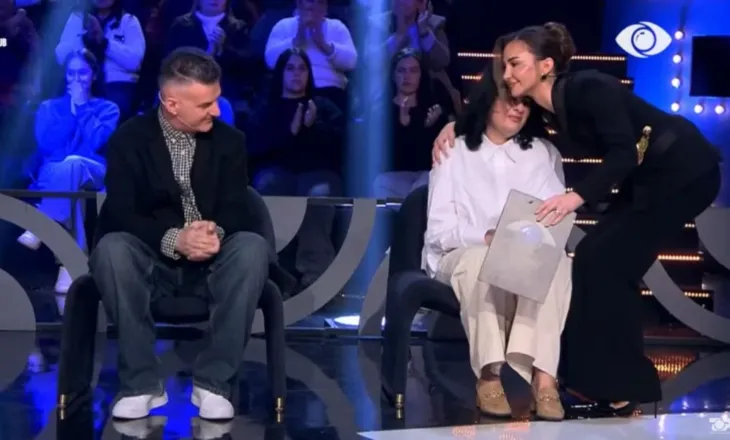 Të gjithë në lot në Fan Club, mamaja e Stenaldos rrëqeth me rrëfimin e saj: Jam bërë e fortë vetëm prej tij