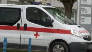 Të shtëna me armë zjarri në Mitrovicë/ Një i plagosur dërgohet në spital, arrestohet autori i dyshuar