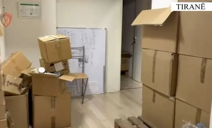 Të skaduara dhe kontrabandë, sekuestrohen mbi 10 mijë suplemente ushqimore dhe bimore në Tiranë, në kërkim administratori nga Bosnja dhe Hercegovina