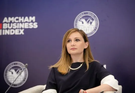 Tenderat e AKSHI-t drejt një kompanie publike, Tabaku: Nuk është reformë, por zhvendosje përgjegjësie