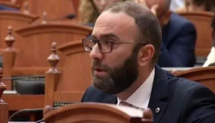 Tensione në Kuvend, Bardhi: Hiqni imunitetin Ballukut, jeni kthyer në mburojë!