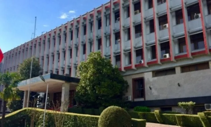 Tensionet Izrael-Iran, Ministria e Jashtme thirrje shqiptarëve që janë në Republikën Islamike: Tregoni kujdes dhe vigjilencë të shtuar