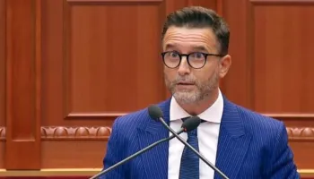 Tensionet në protestën e PD, Braçe: Përpjekje për të vrarë policët në detyrë