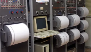 Tërmeti me magnitudë 6.4 godet Vanuatu-n, nuk ka kërcënim për cunami