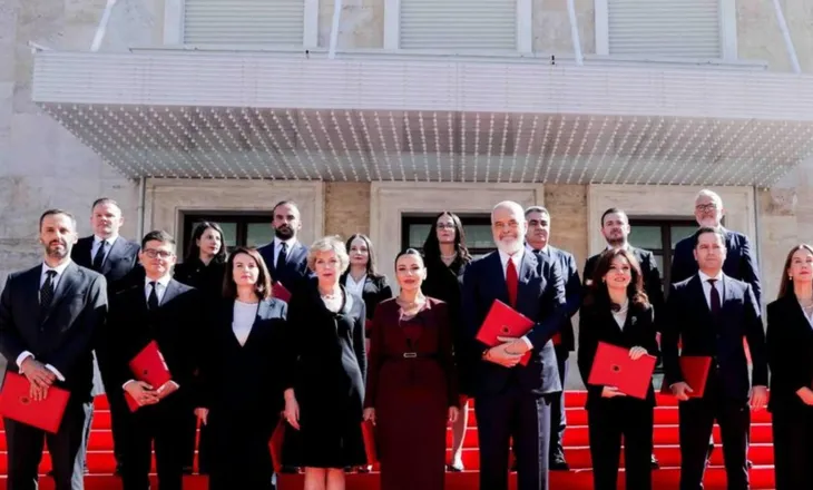 “Tërmeti” qeveritar! Zëvendësime me “hyrje” të reja, kush i rezistoi “furtunës” së ndryshimeve në kabinet (EMRAT-FOTO)