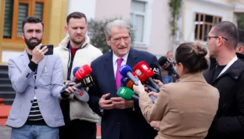 “Territorialja”, Berisha: Jemi në komision, opozita nuk është njoftuar për mbledhjet