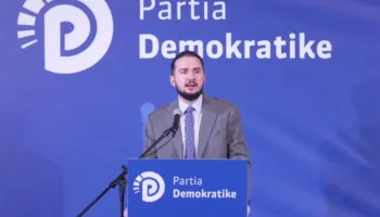 “Territorialja”/ Salianji kritika për PD: Paradite thoni tjetër gjë, pasdite tjetër gjë! Duhet të shkoni në Komision me propozime konkrete