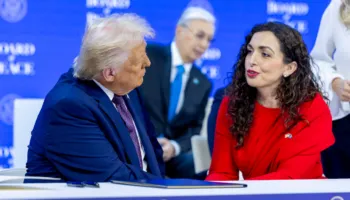 Themelimi i Bordit të Paqes, presidentja Vjosa Osmani merr pjesë në takimin zyrtar në Uashington