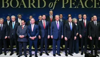 Thënë nga Trump nën delir: Shqipëria e Kosova, me trupa në Gaza!