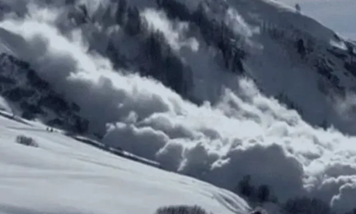 Tragjedi në alpet franceze, 3 skiatorë humbin jetën nga orteku i fuqishëm