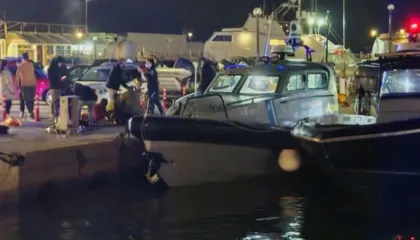 Tragjedi në Egje/ 15 emigrantë humbin jetën pas përplasjes me rojën bregdetare greke