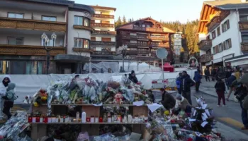 Tragjedia në Crans-Montana/ Miku i një prej viktimave ‘hedh poshtë’ hetimet, publikon videon e të miturve duke konsumuar alkool në lokalin e natës