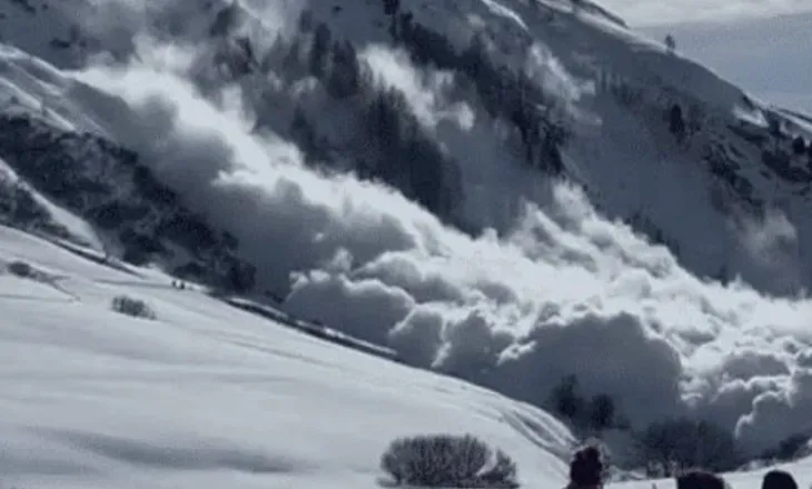 Tragjike në Alpet e Francës, tre skiatorë humbin jetën pas një orteku të fuqishëm