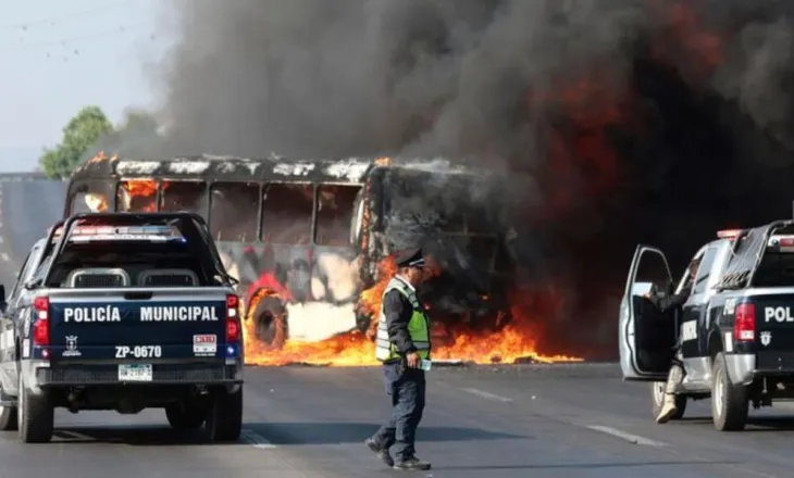 Trazirat në Meksikë pas vrasjes së El Menchos, vendasit dhe turistët të tmerruar: Çdo gjë është djegur dhe shkatërruar