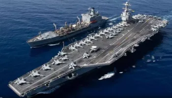 Trump dërgon aeroplanmbajtësen e dytë në Lindjen e Mesme, rritet tensioni me Iranin