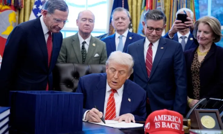 Trump kërcënon me tarifa 25% për ata që tregtojnë me Iranin, pavarësisht bisedimeve diplomatike me Teheranin