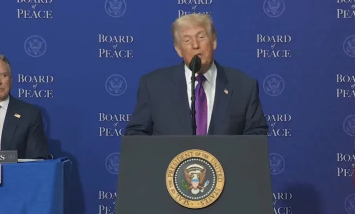 Trump nis fjalimin në Bordin e Paqes: Disa liderë po bëjnë naze, disa të tjerë nuk i duam ne