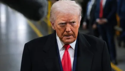 Trump njofton fillimin e bisedimeve për Groenlandën