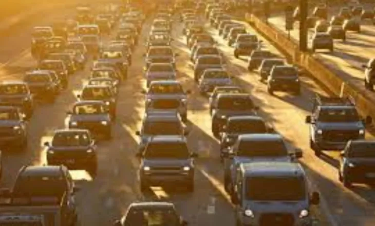 Trump rrëzon politikën klimatike, aanulon vendimin për gazrat serrë, përplasje me ambientalistët