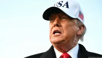 Trump thotë se po dërgon një “anije të madhe spitalore” në Groenlandë