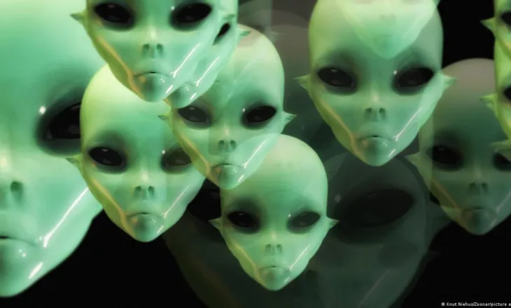 Trump urdhëron Pentagonin të publikojë dosjet për UFO-t dhe jashtëtokësorët